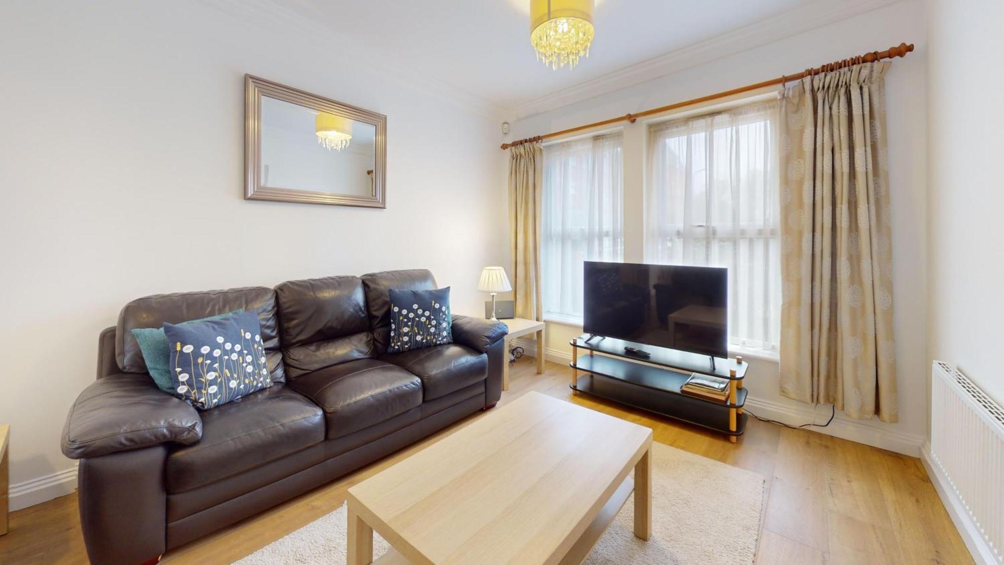 Rewley Road Holiday home *